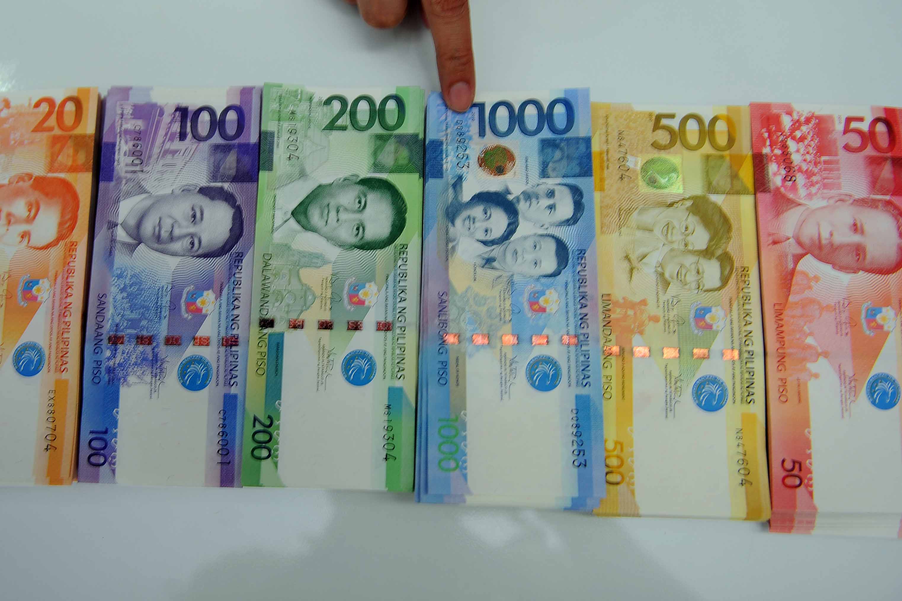 Philippine Peso Seen As Asia S Laggard For 2018 Deficit Grows Philippine Peso Seen As Asia S Laggard For 2018 Deficit Grows